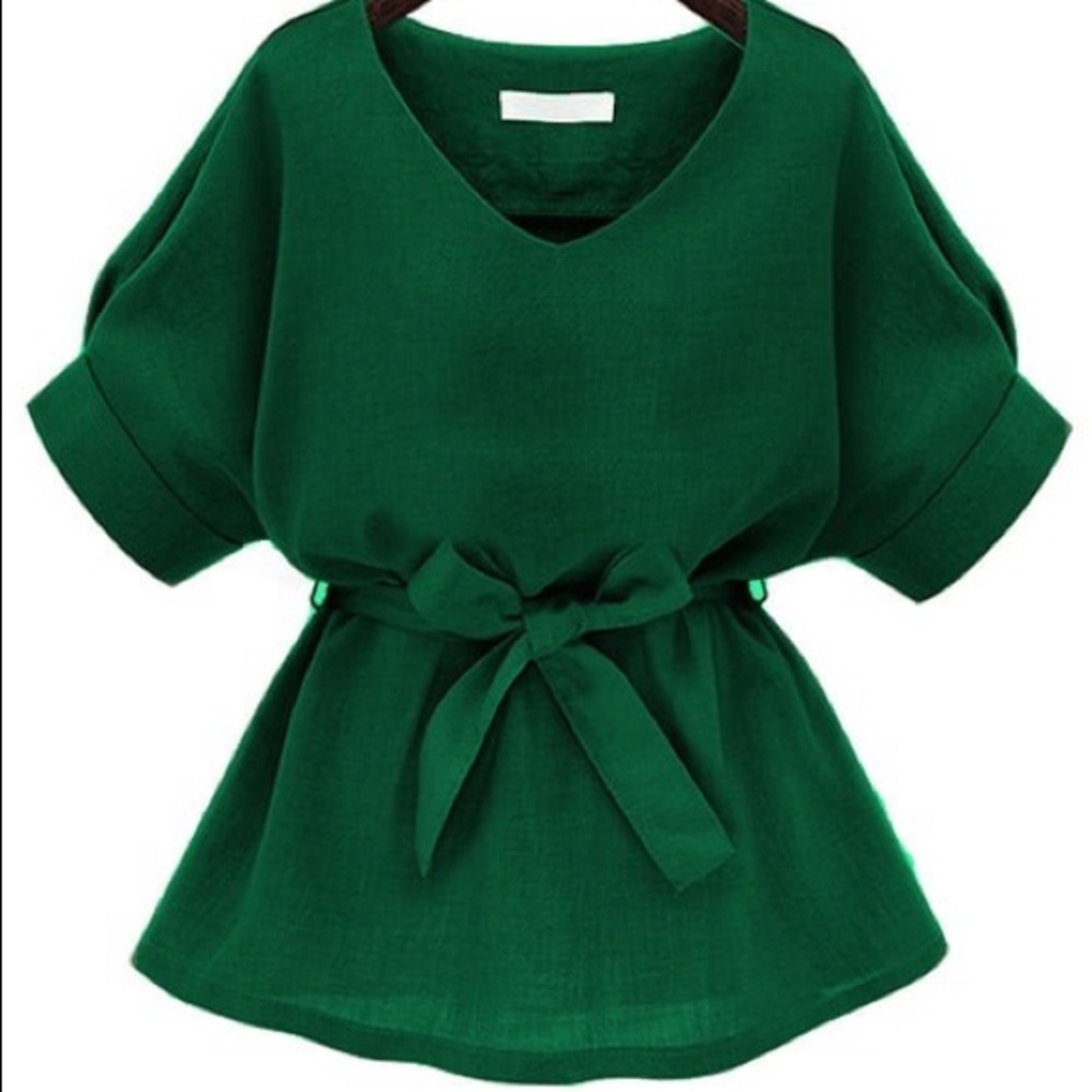 NWT V-Neck Tie Blouse